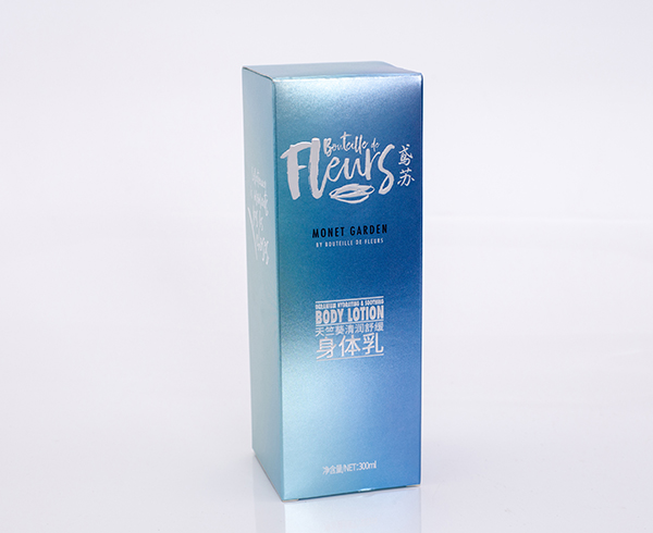 鳶蘇身體乳－銀(Yín)卡盒